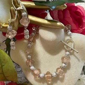 💎 Pale Pink Bracelet and Earrings